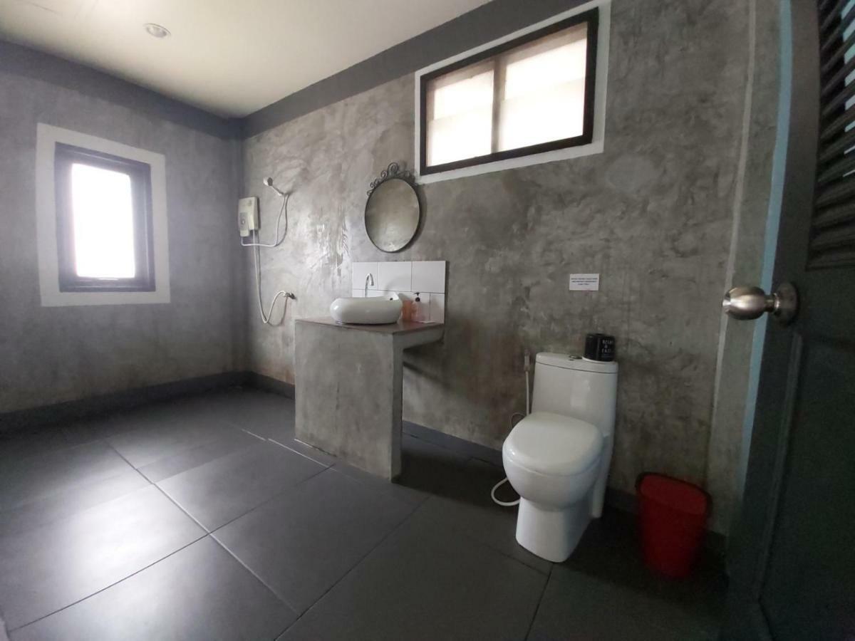Minnie Seaview Resort Koh Samet Exterior photo